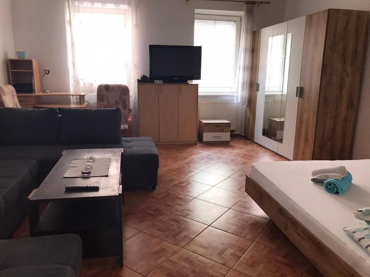Apartmán Dvacítka Ceske Budejovice Exteriér fotografie